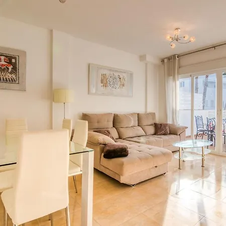 Apartment Awesome In With 3 Bedrooms, Wifi And Outdoor Swimming Pool *